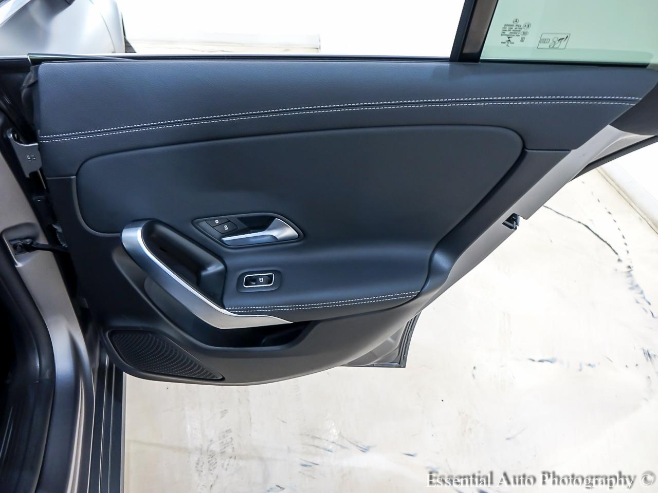 Mercedes-Benz CLA-Class  2022
