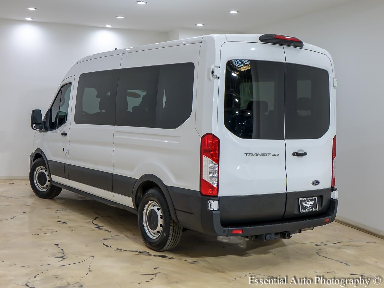 Ford Transit 350 Wagon Med. Roof XL w/Sliding Pass. 148-in. WB 2023