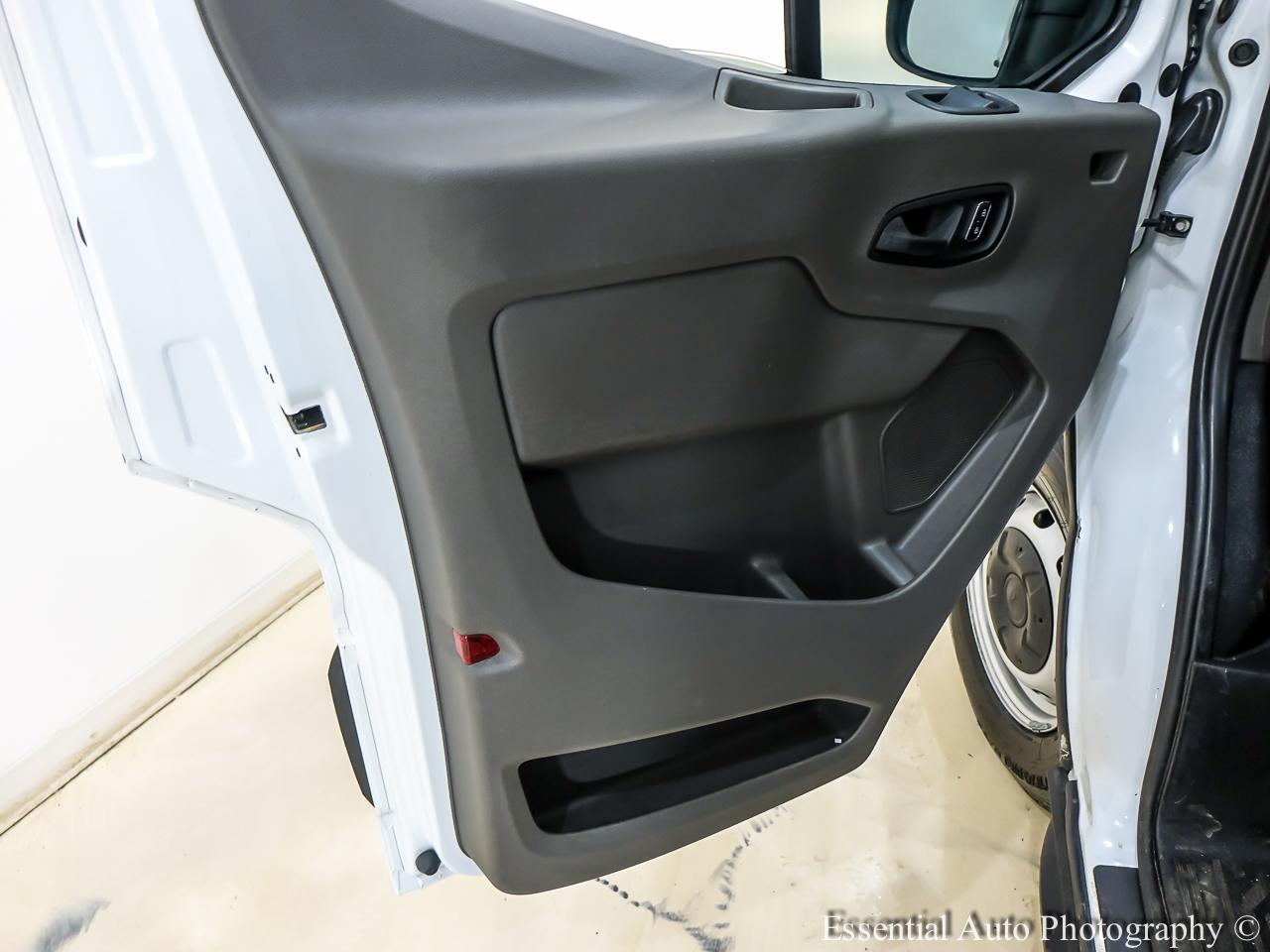 Ford Transit 350 Wagon Med. Roof XL w/Sliding Pass. 148-in. WB 2023