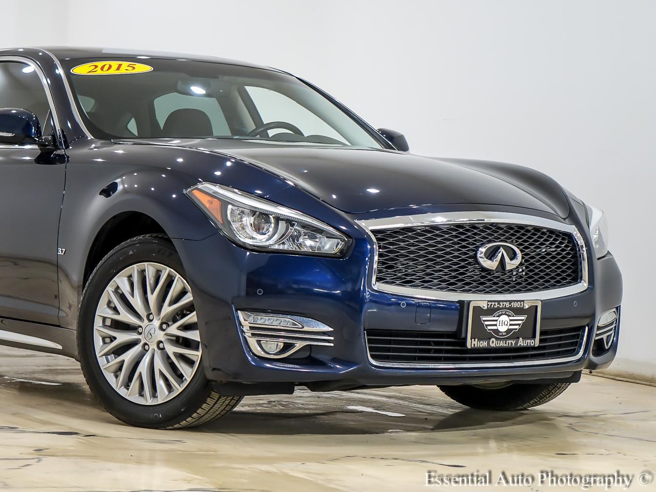 Infiniti Q70 L 3.7 AWD 2015