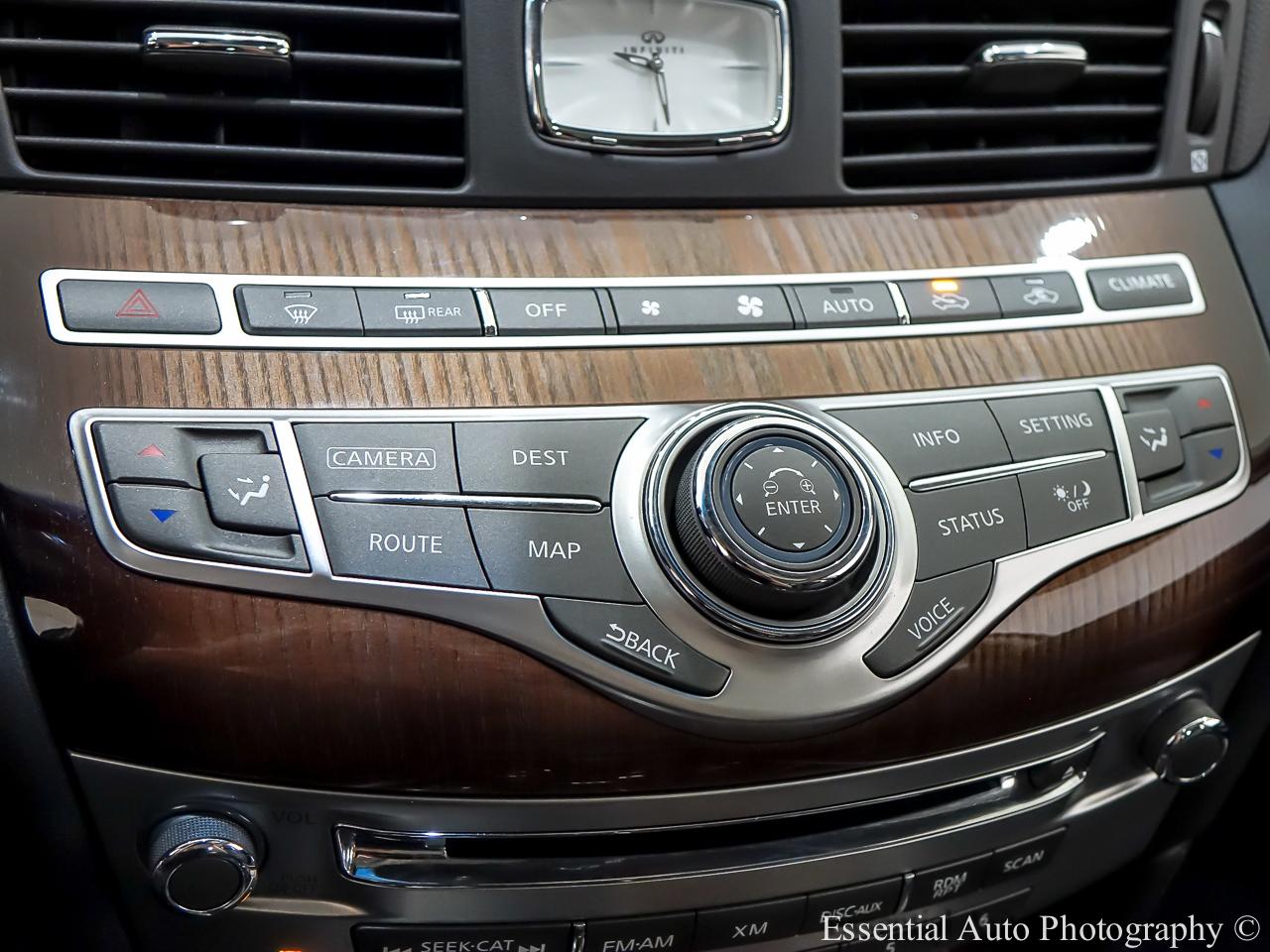 Infiniti Q70 L 3.7 AWD 2015