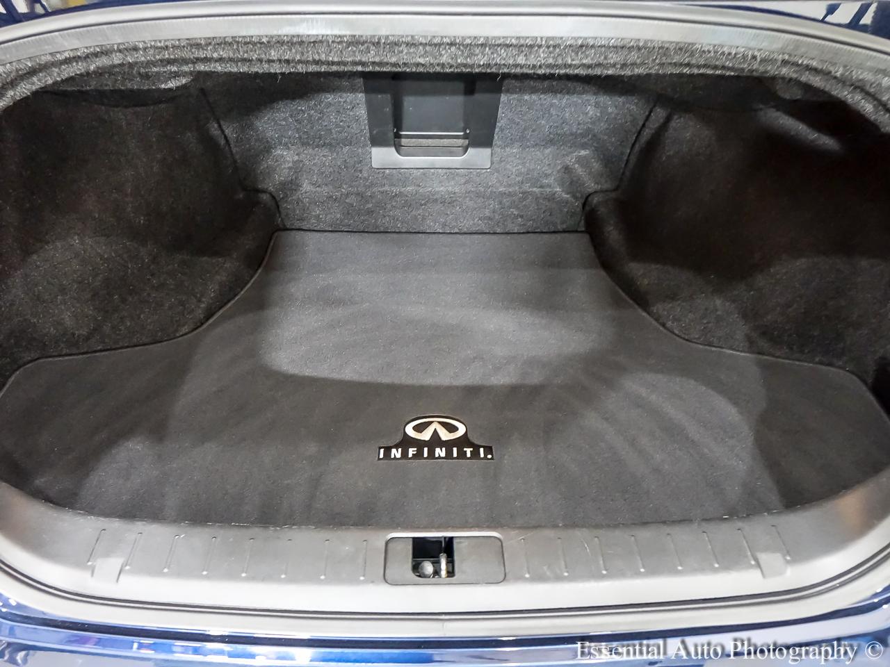 Infiniti Q70 L 3.7 AWD 2015
