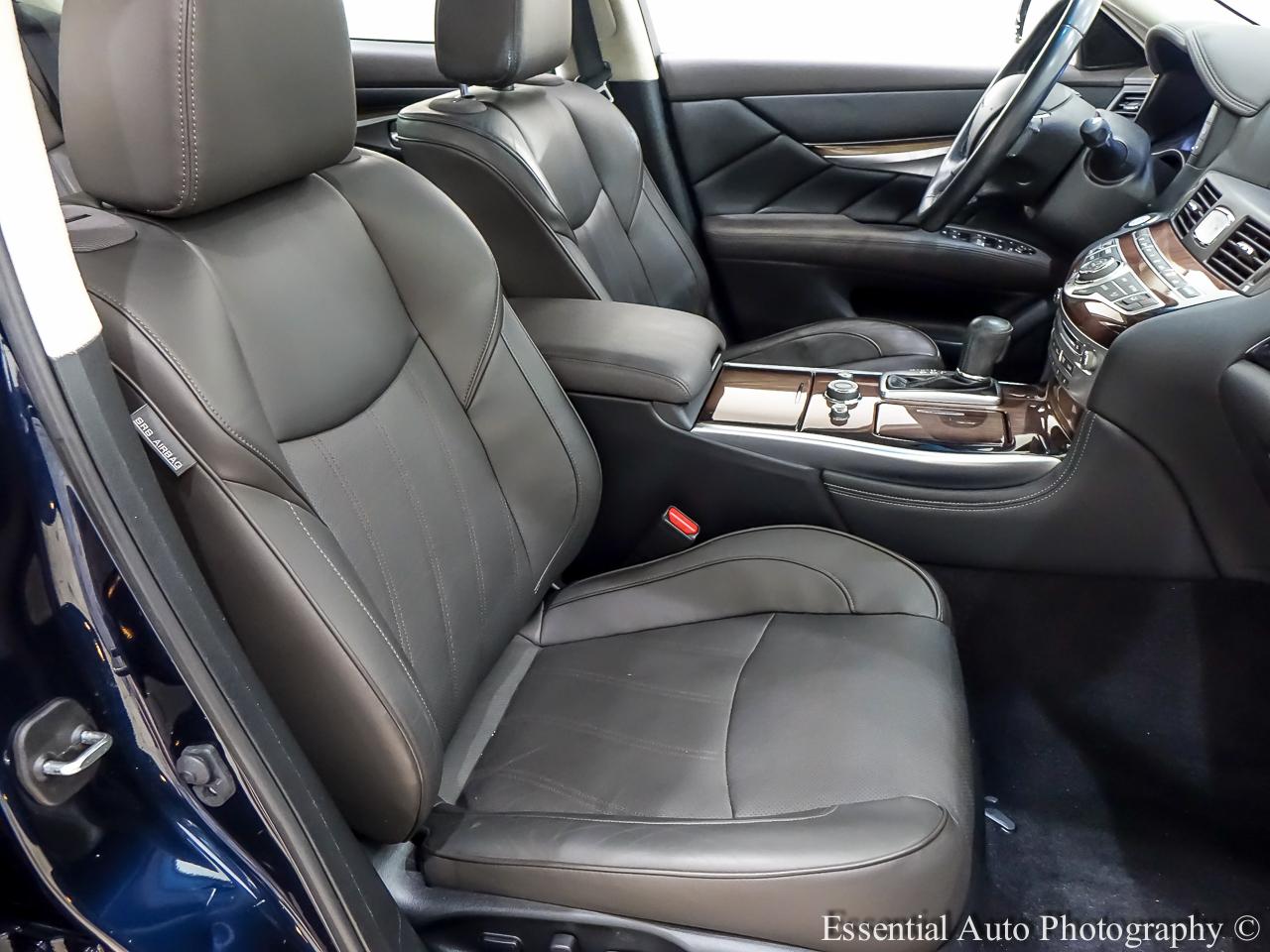 Infiniti Q70 L 3.7 AWD 2015