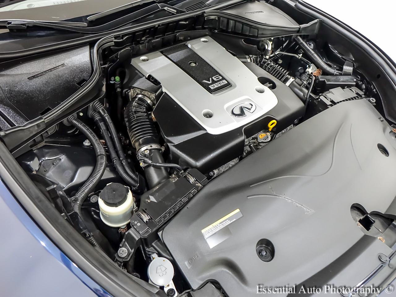 Infiniti Q70 L 3.7 AWD 2015