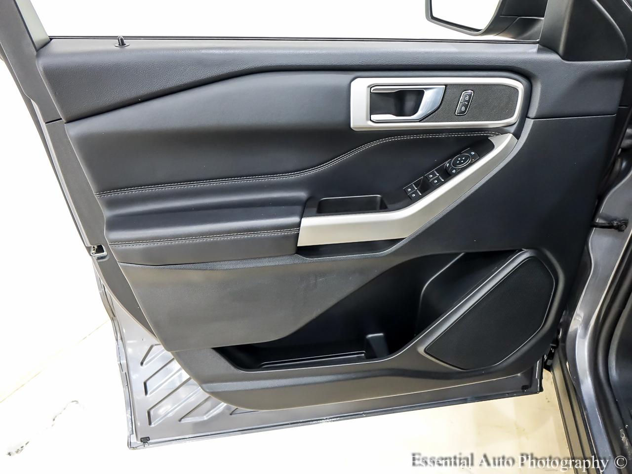 Ford Explorer XLT AWD 2022