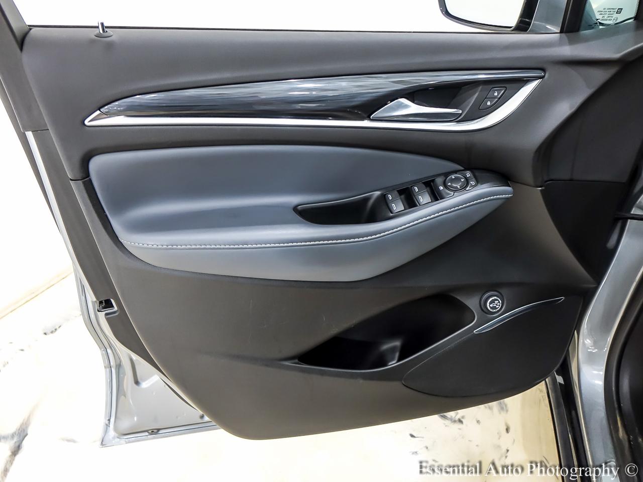Buick Enclave Essence AWD 2023