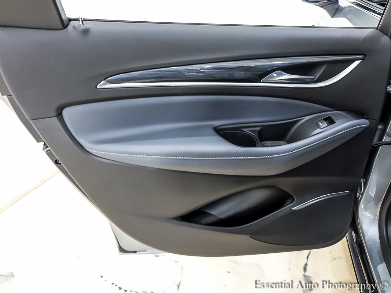 Buick Enclave Essence AWD 2023