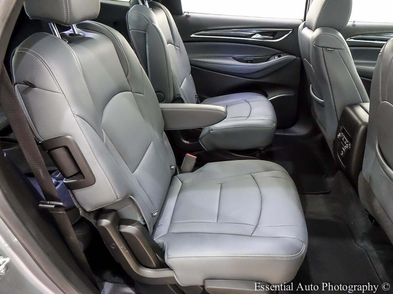 Buick Enclave Essence AWD 2023