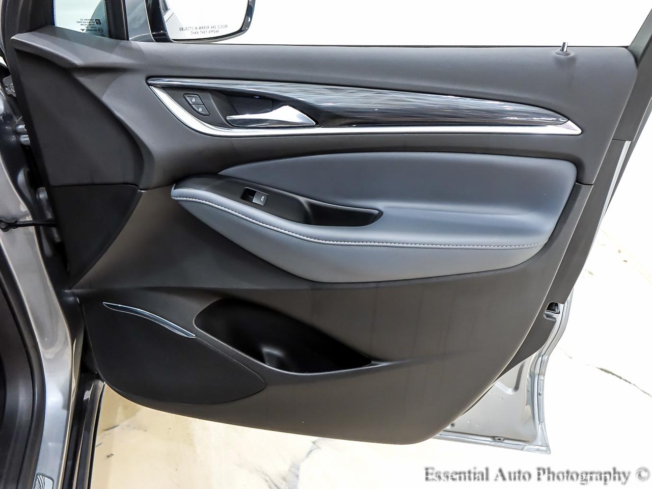 Buick Enclave Essence AWD 2023