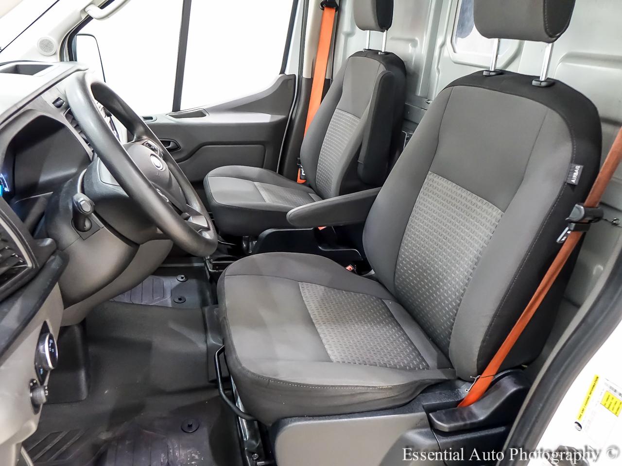 Ford Transit 250 Van High Roof w/Sliding Pass. 148-in. WB EL 2023
