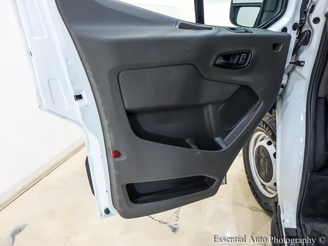 Ford Transit 250 Van High Roof w/Sliding Pass. 148-in. WB EL 2023