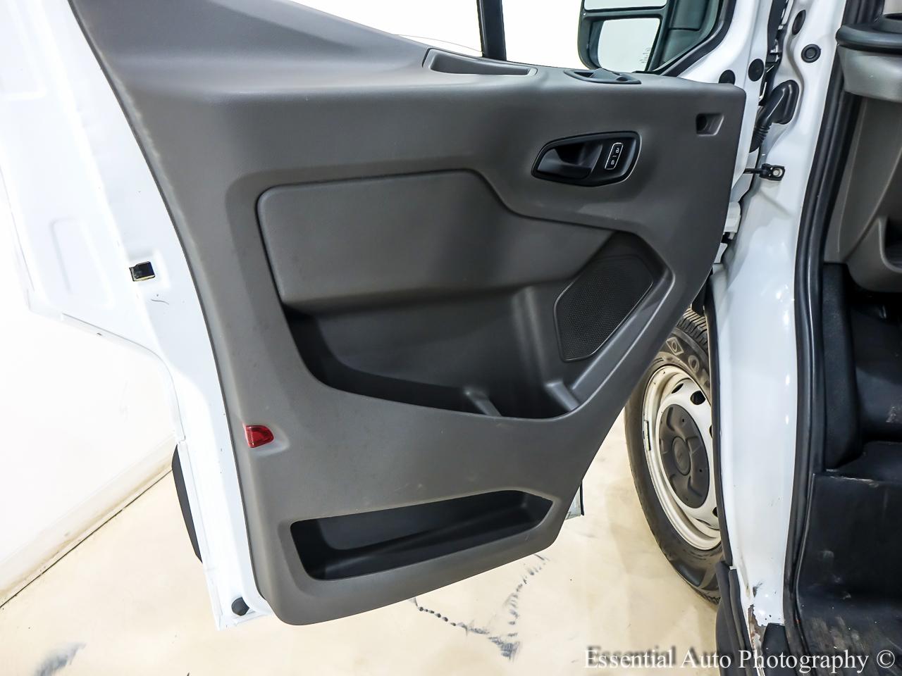 Ford Transit 250 Van High Roof w/Sliding Pass. 148-in. WB EL 2023