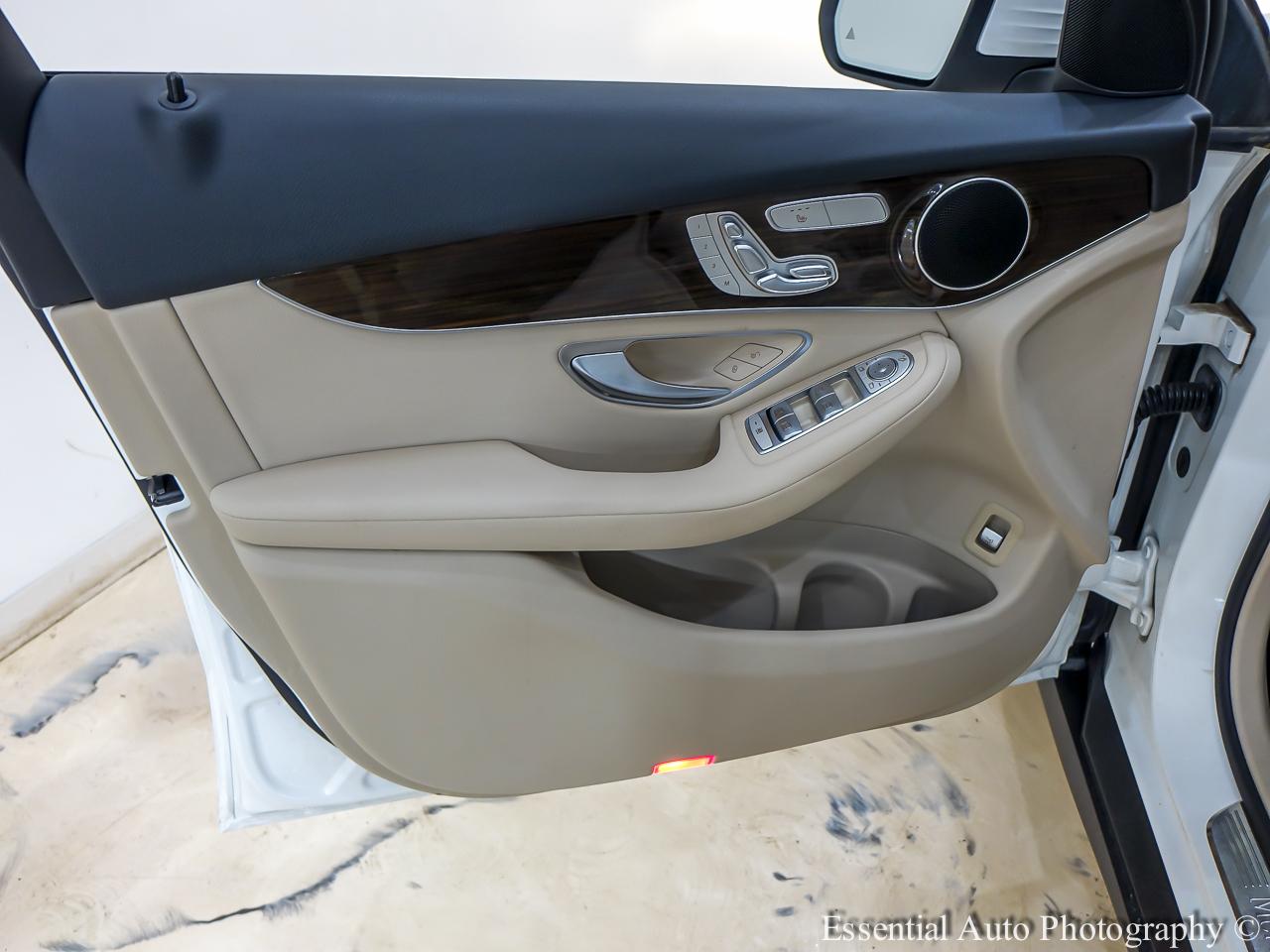 Mercedes-Benz GLC-Class GLC300 4MATIC 2018