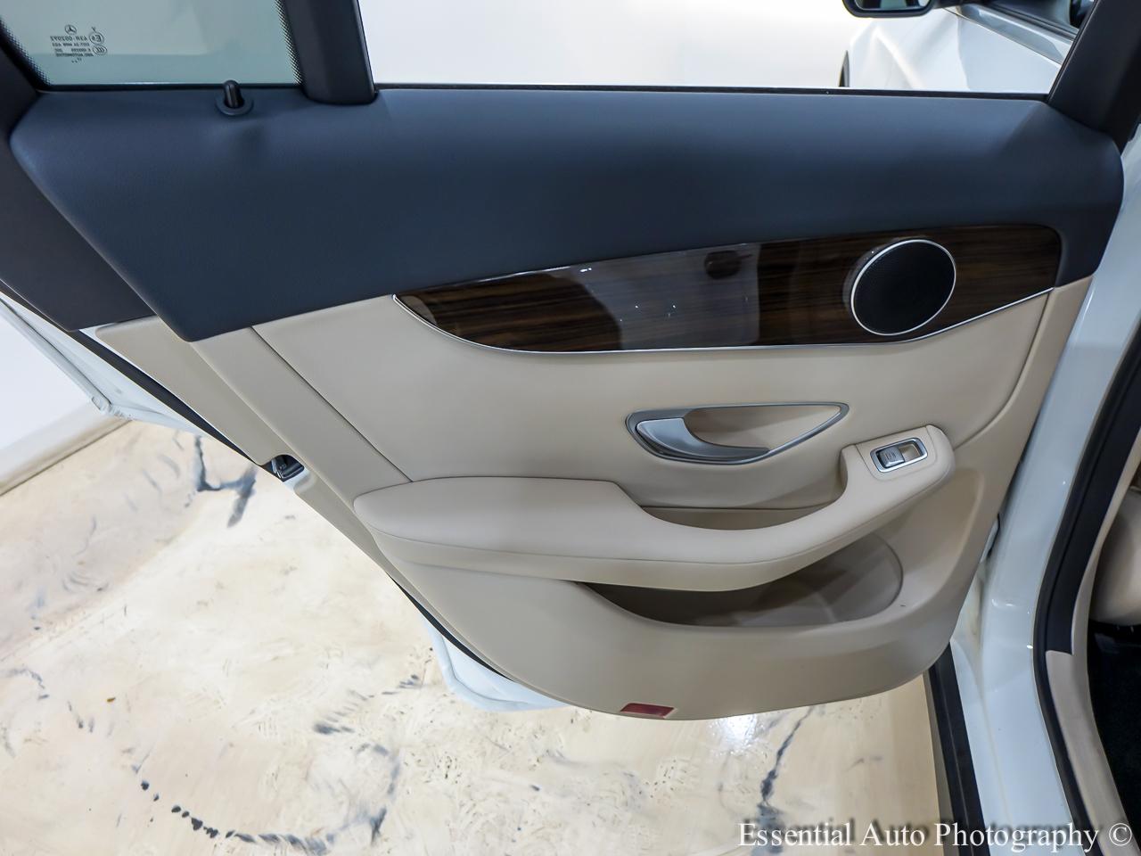 Mercedes-Benz GLC-Class GLC300 4MATIC 2018