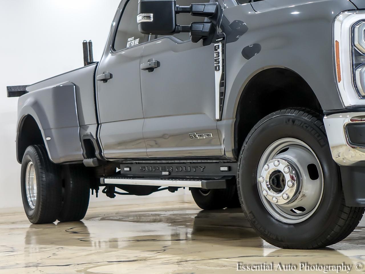 Ford F-350 SD  2023