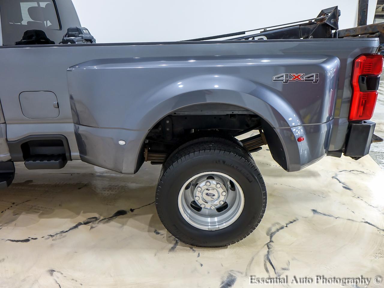 Ford F-350 SD  2023
