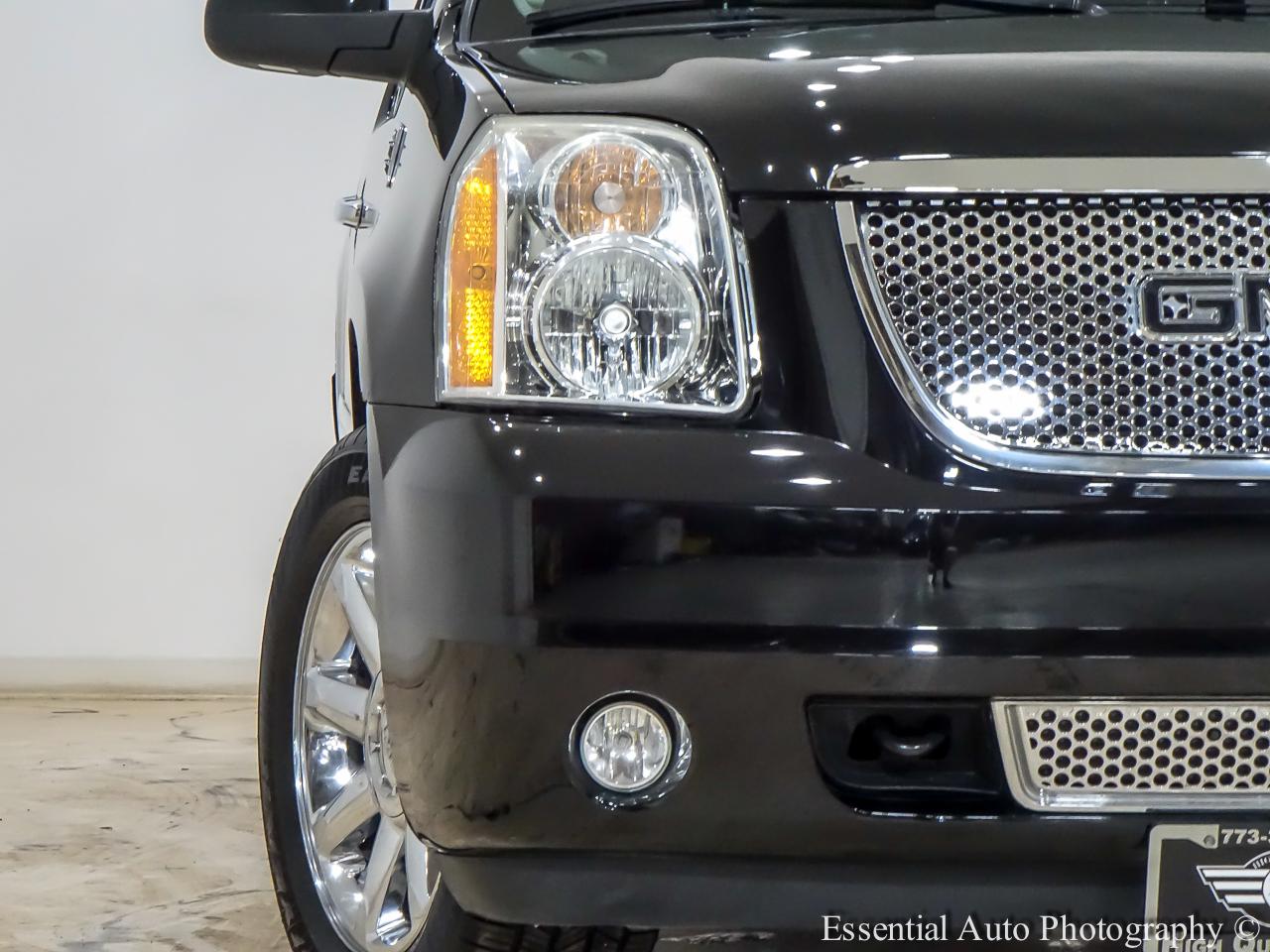 GMC Yukon Denali 4WD 2009