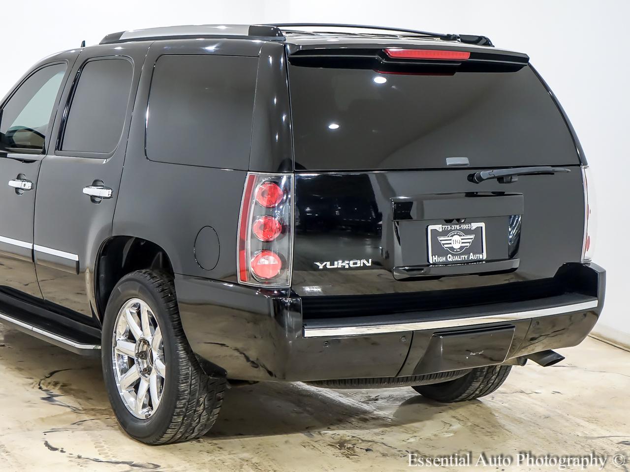 GMC Yukon Denali 4WD 2009