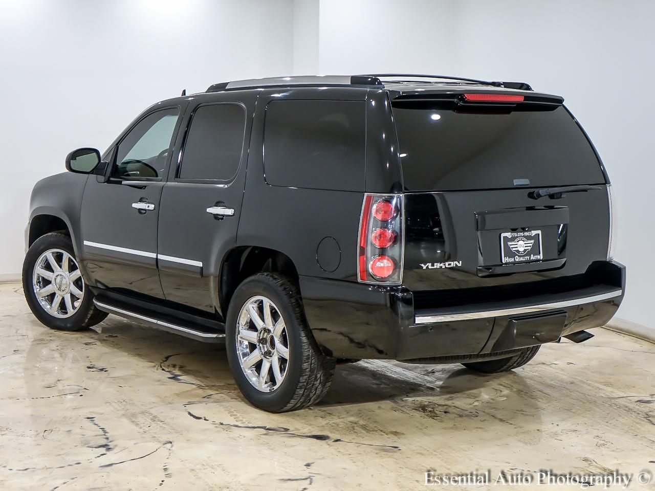 GMC Yukon Denali 4WD 2009