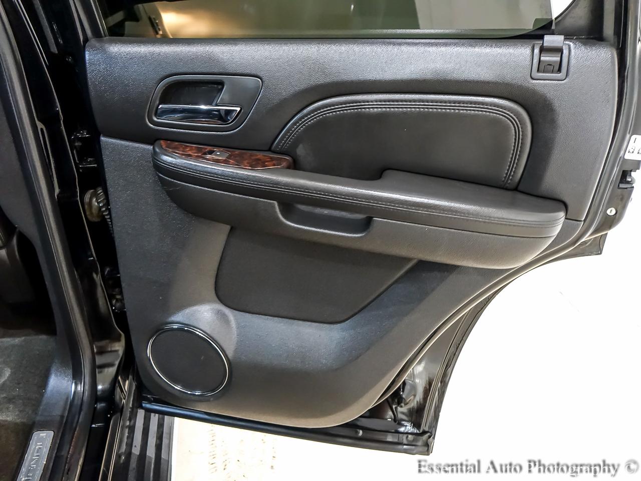 GMC Yukon Denali 4WD 2009