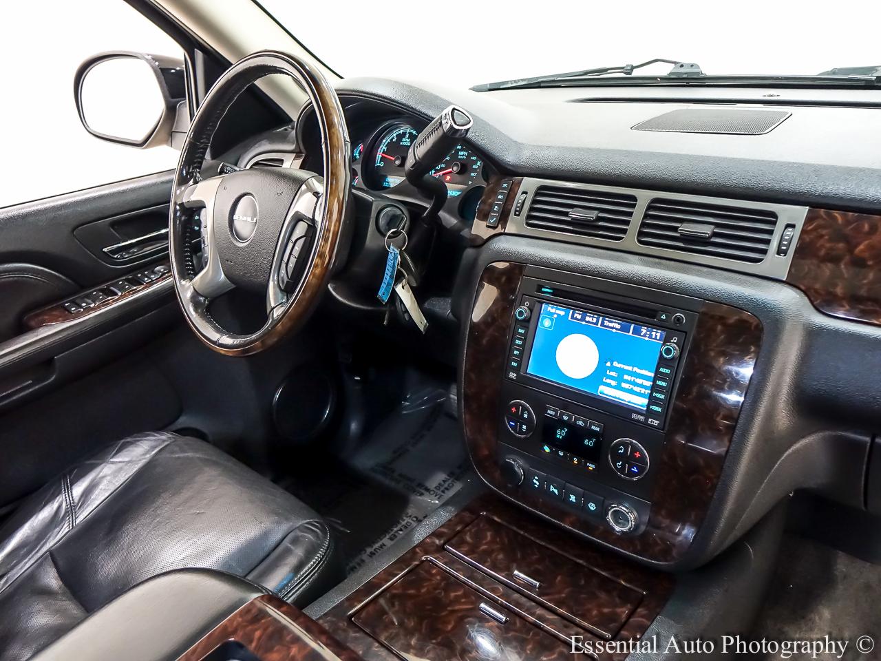 GMC Yukon Denali 4WD 2009