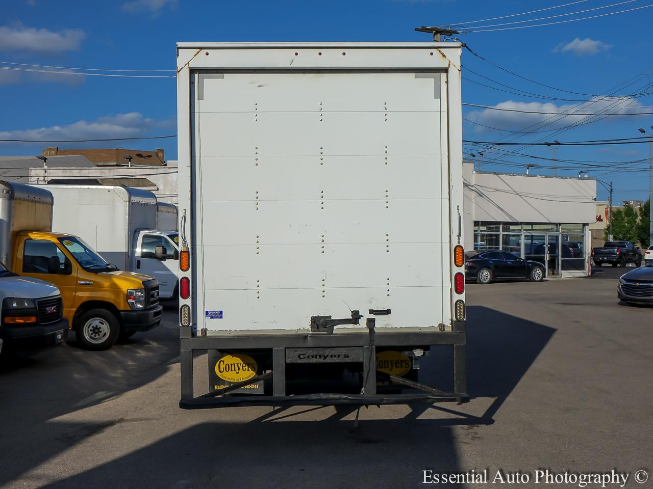 Isuzu NPR  2020