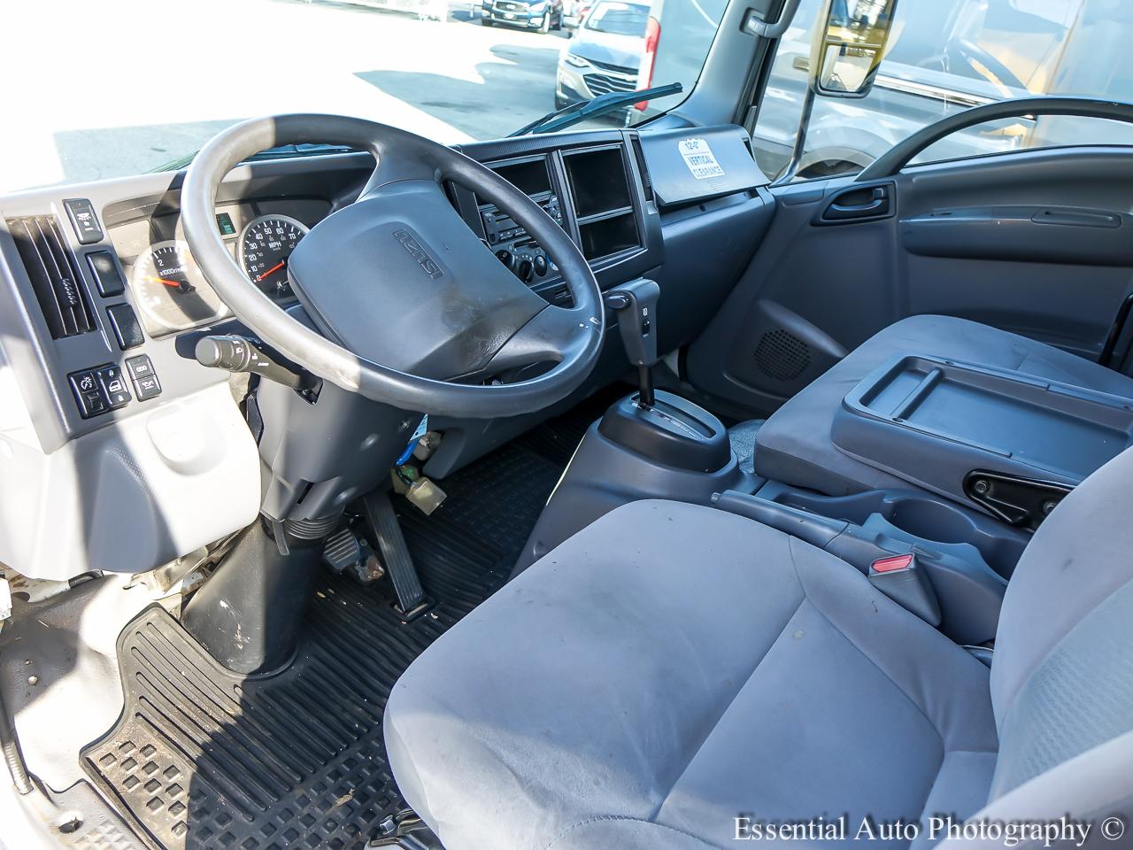 Isuzu NPR  2020