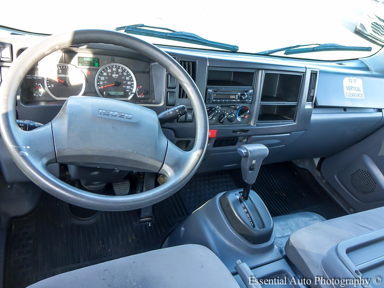 Isuzu NPR  2020