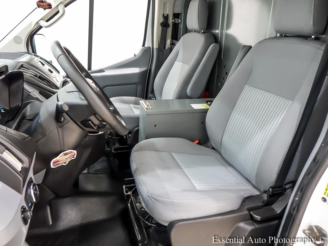 Ford Transit 350 Van Low Roof w/Sliding Pass. 148-in. WB 2017