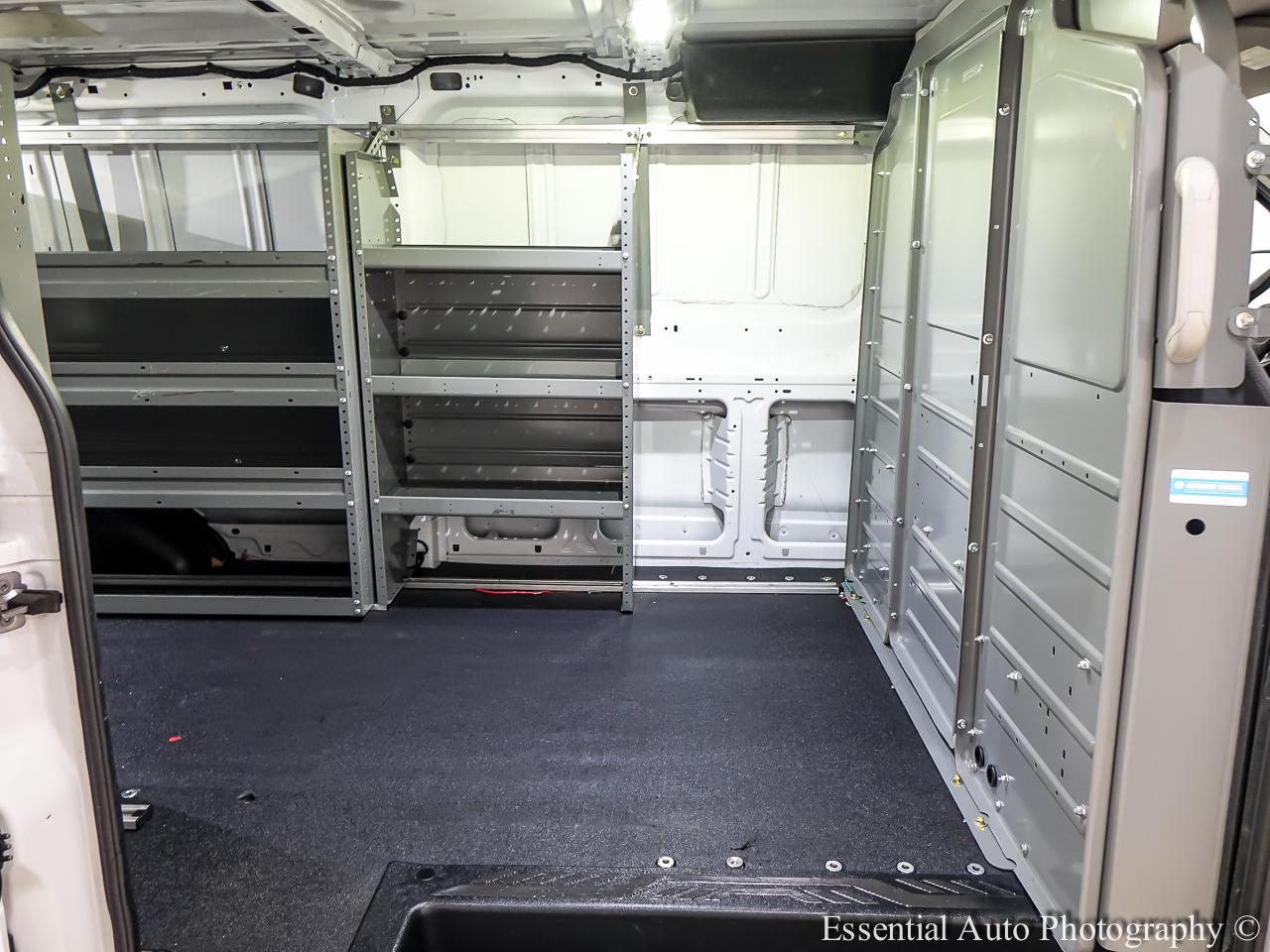Ford Transit 350 Van Low Roof w/Sliding Pass. 148-in. WB 2017