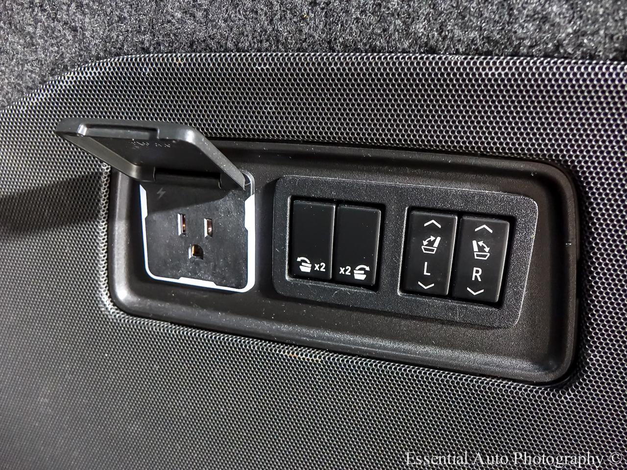 Cadillac Escalade ESV Premium Luxury 4WD 2022