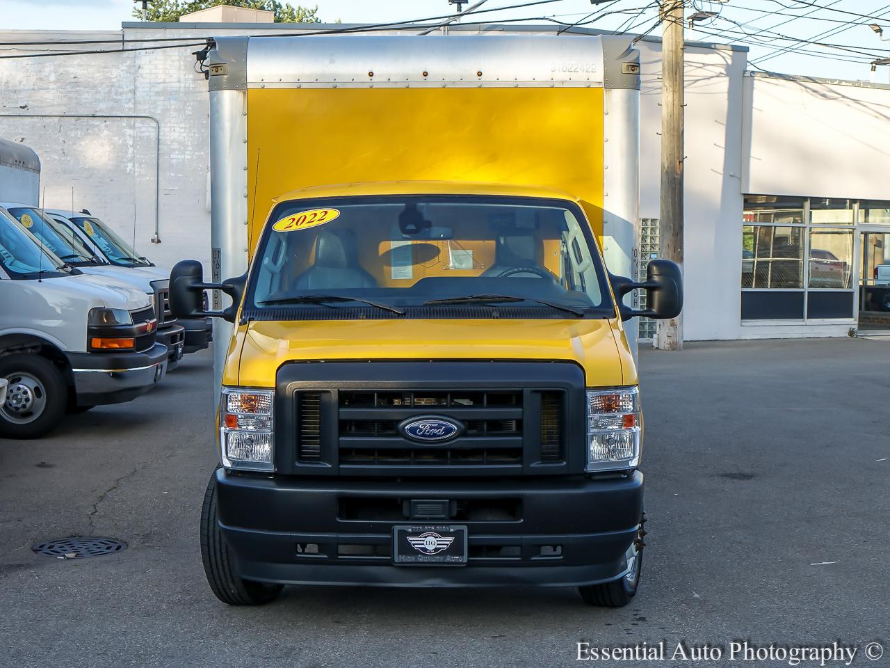 Ford Econoline E-350 Super Duty 2022