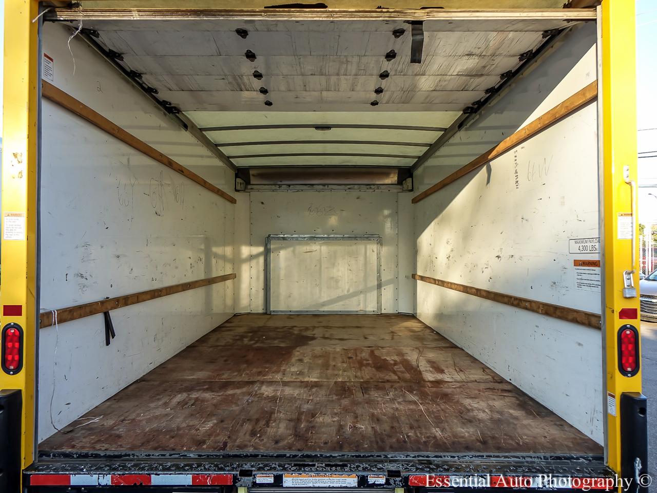 Ford Econoline E-350 Super Duty 2022