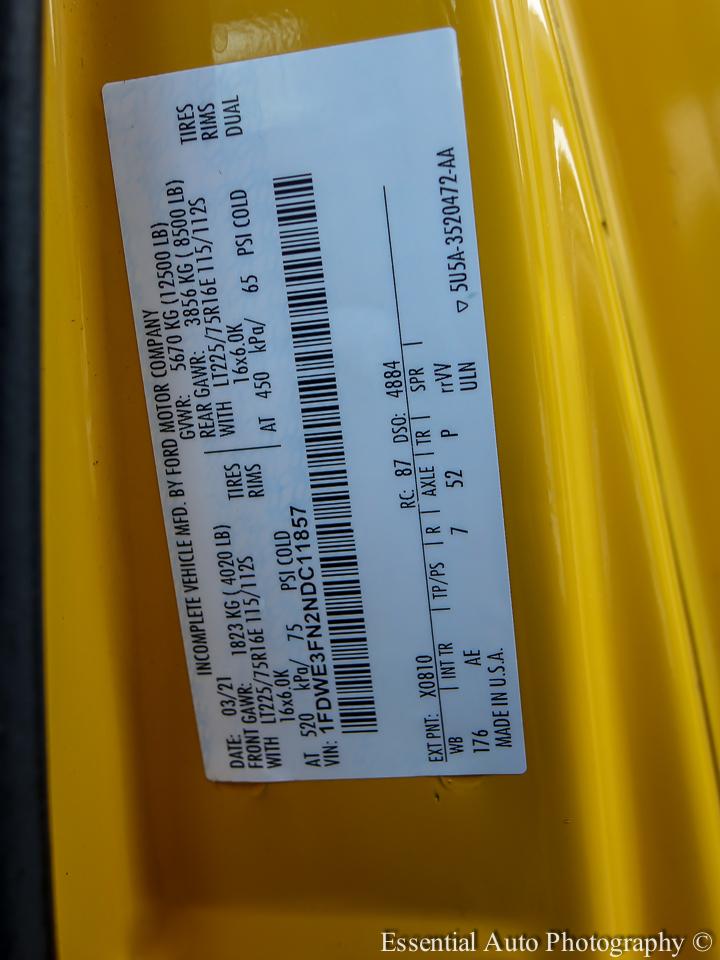 Ford Econoline E-350 Super Duty 2022