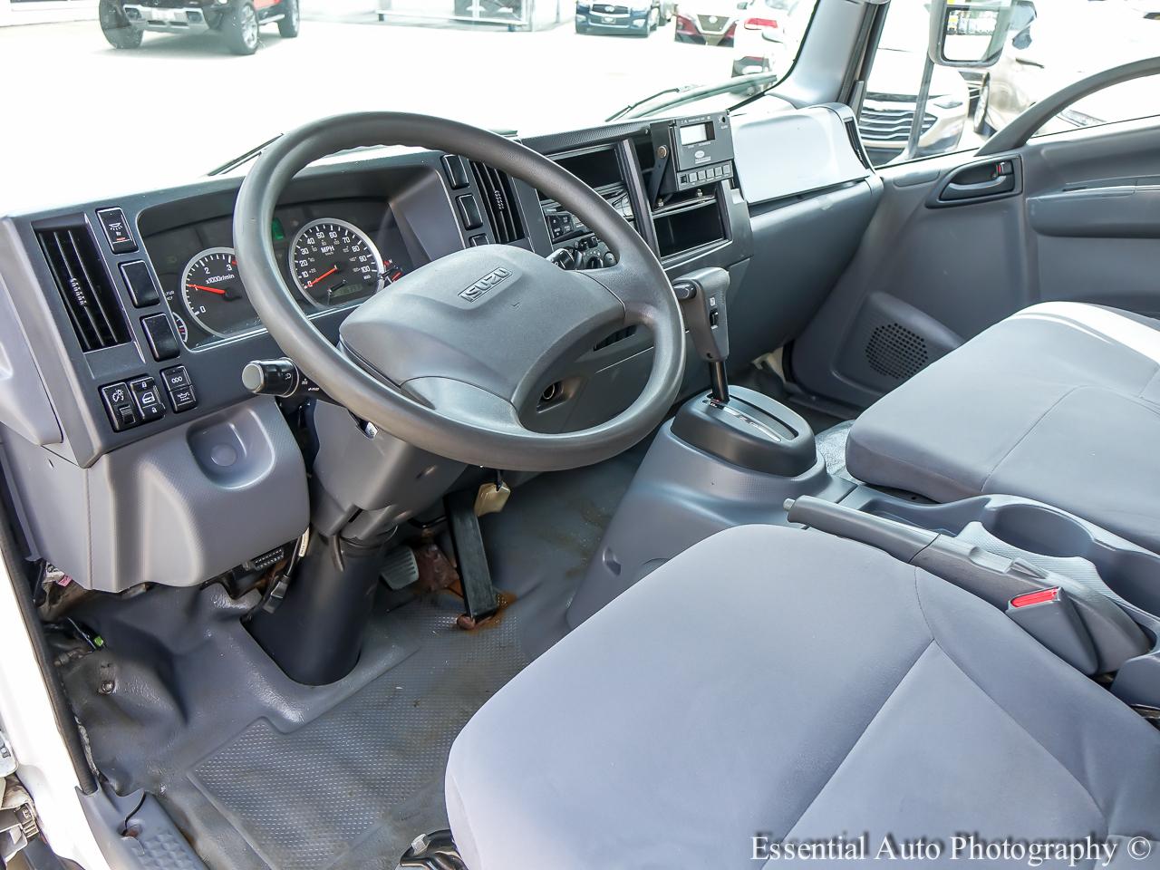 Isuzu NQR  2017