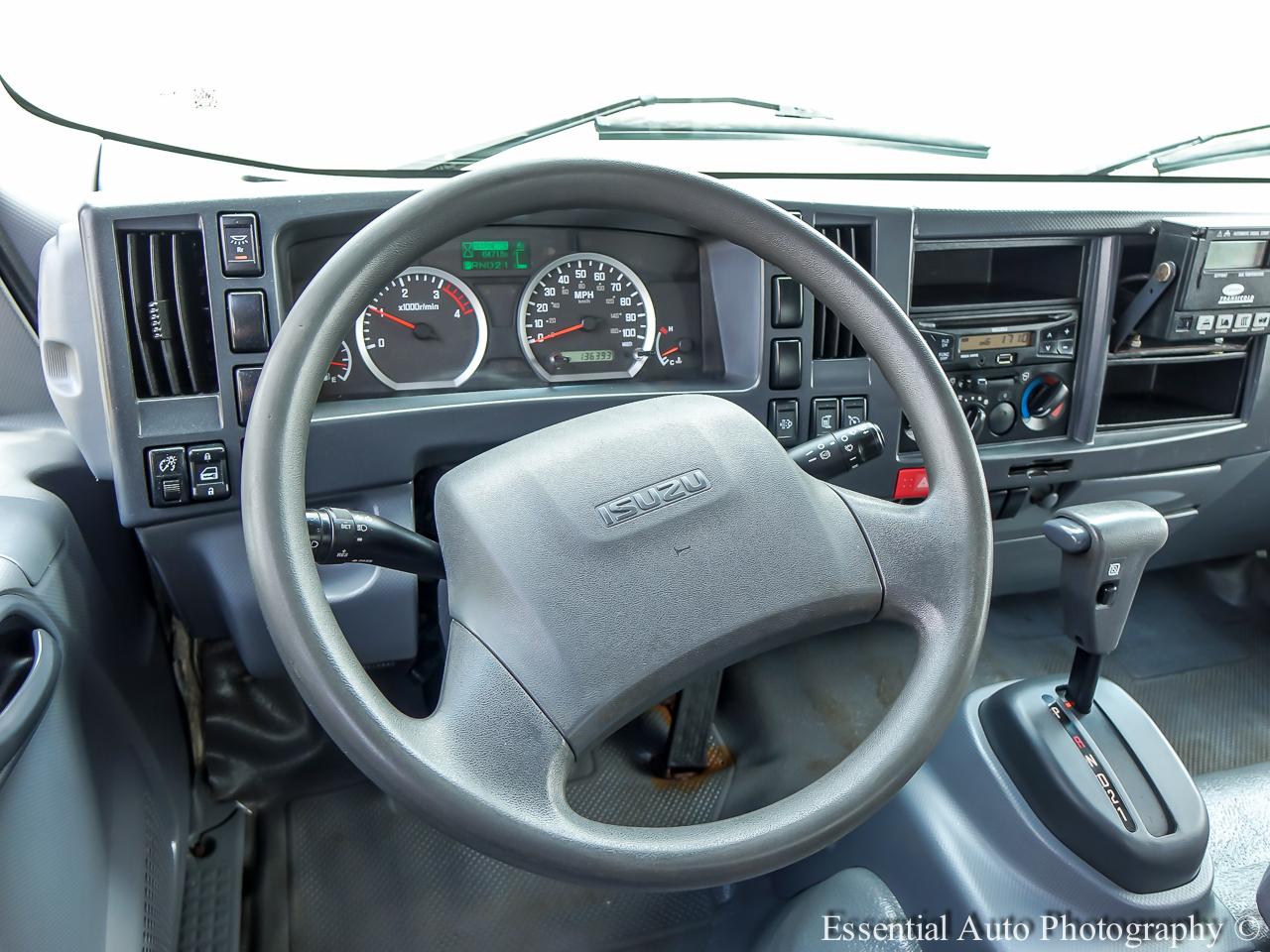 Isuzu NQR  2017