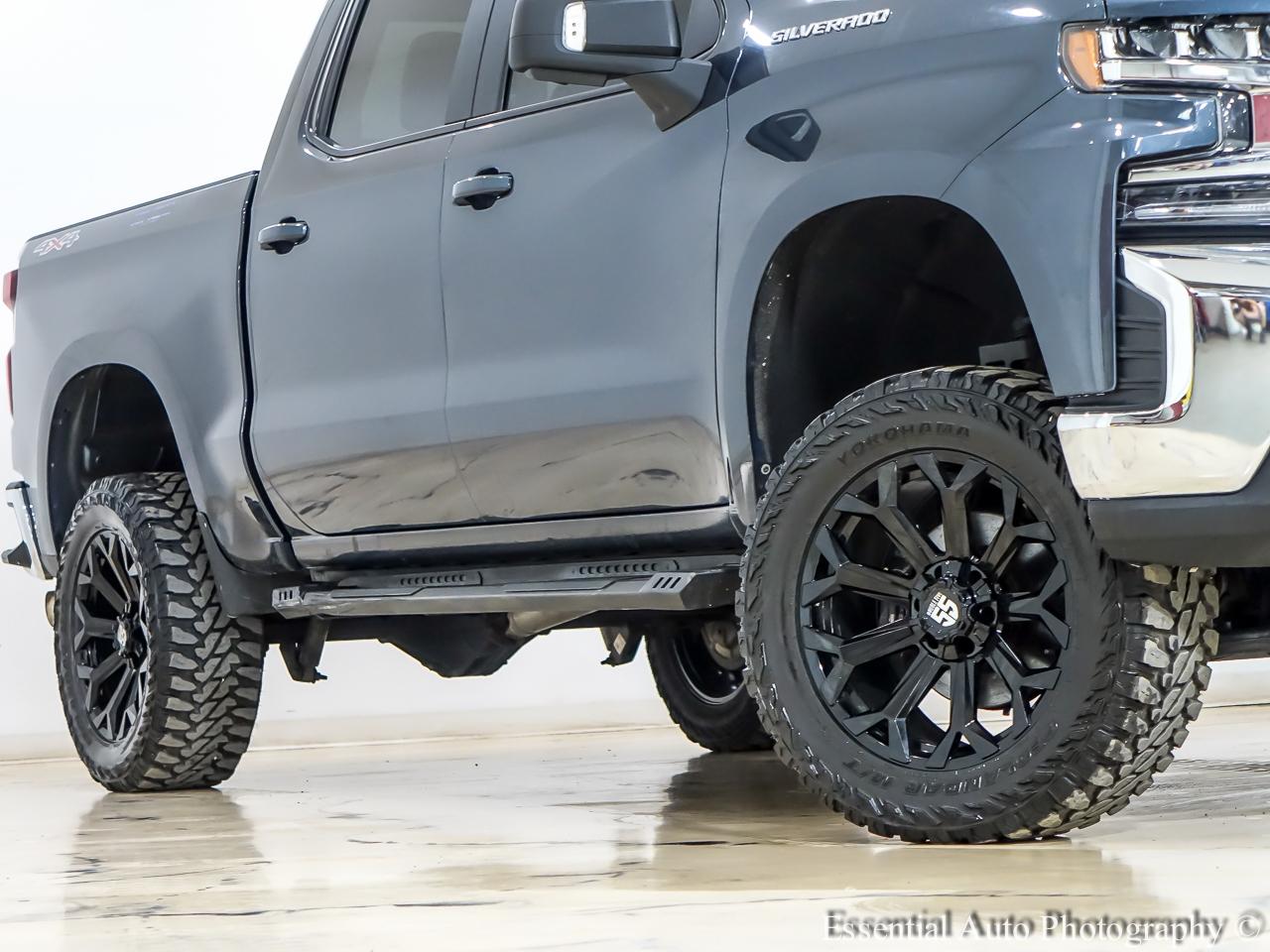 Chevrolet Silverado 1500 LT Crew Cab 4WD 2020