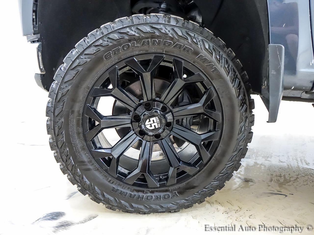 Chevrolet Silverado 1500 LT Crew Cab 4WD 2020