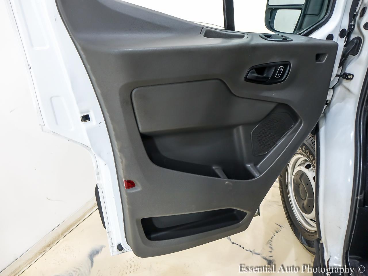 Ford Transit 250 Van High Roof w/Sliding Pass. 148-in. WB EL 2023