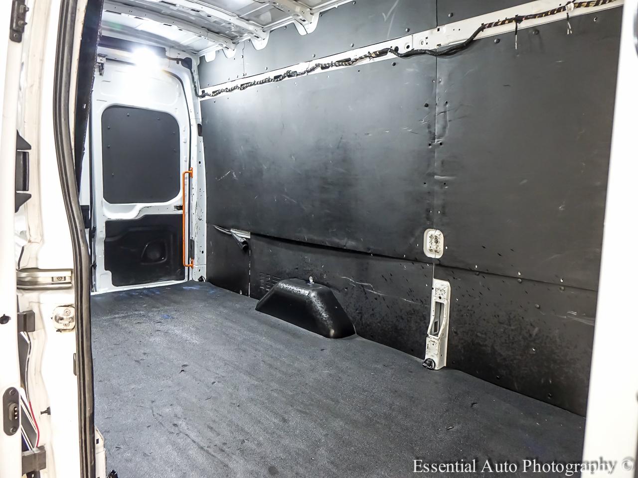 Ford Transit 250 Van High Roof w/Sliding Pass. 148-in. WB EL 2023