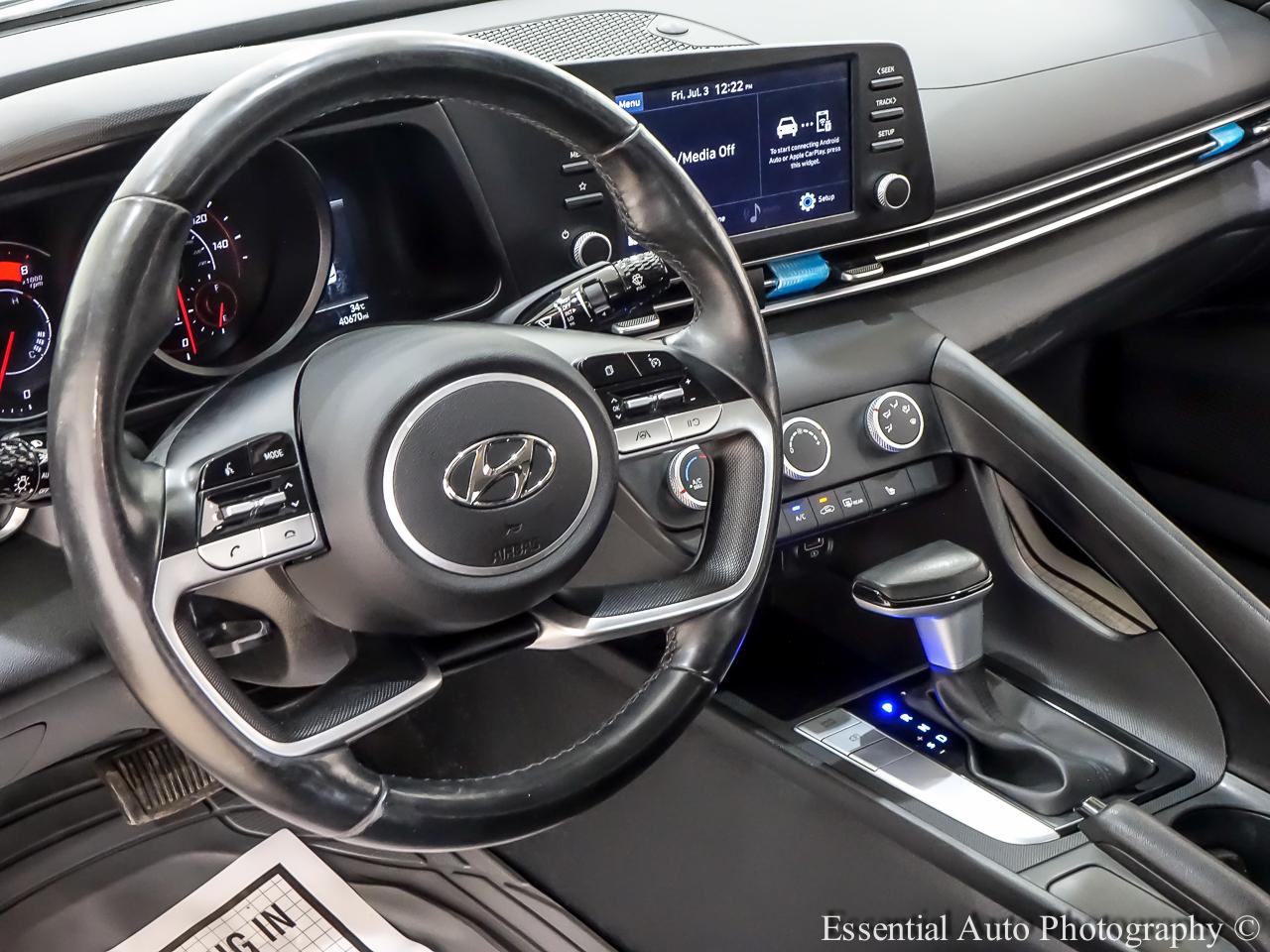 Hyundai Elantra SEL 2022