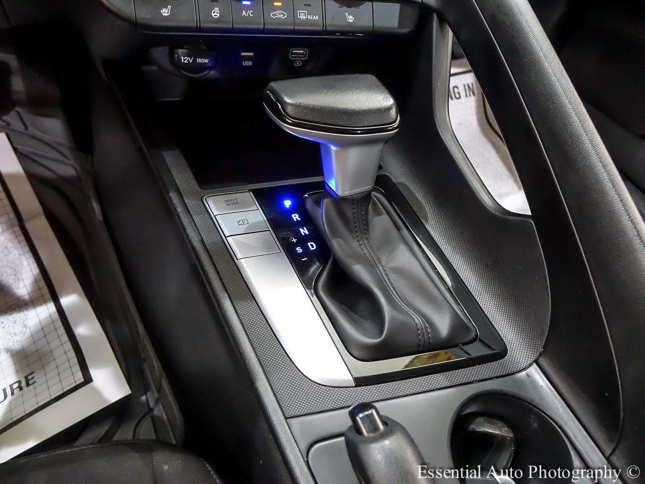 Hyundai Elantra SEL 2022
