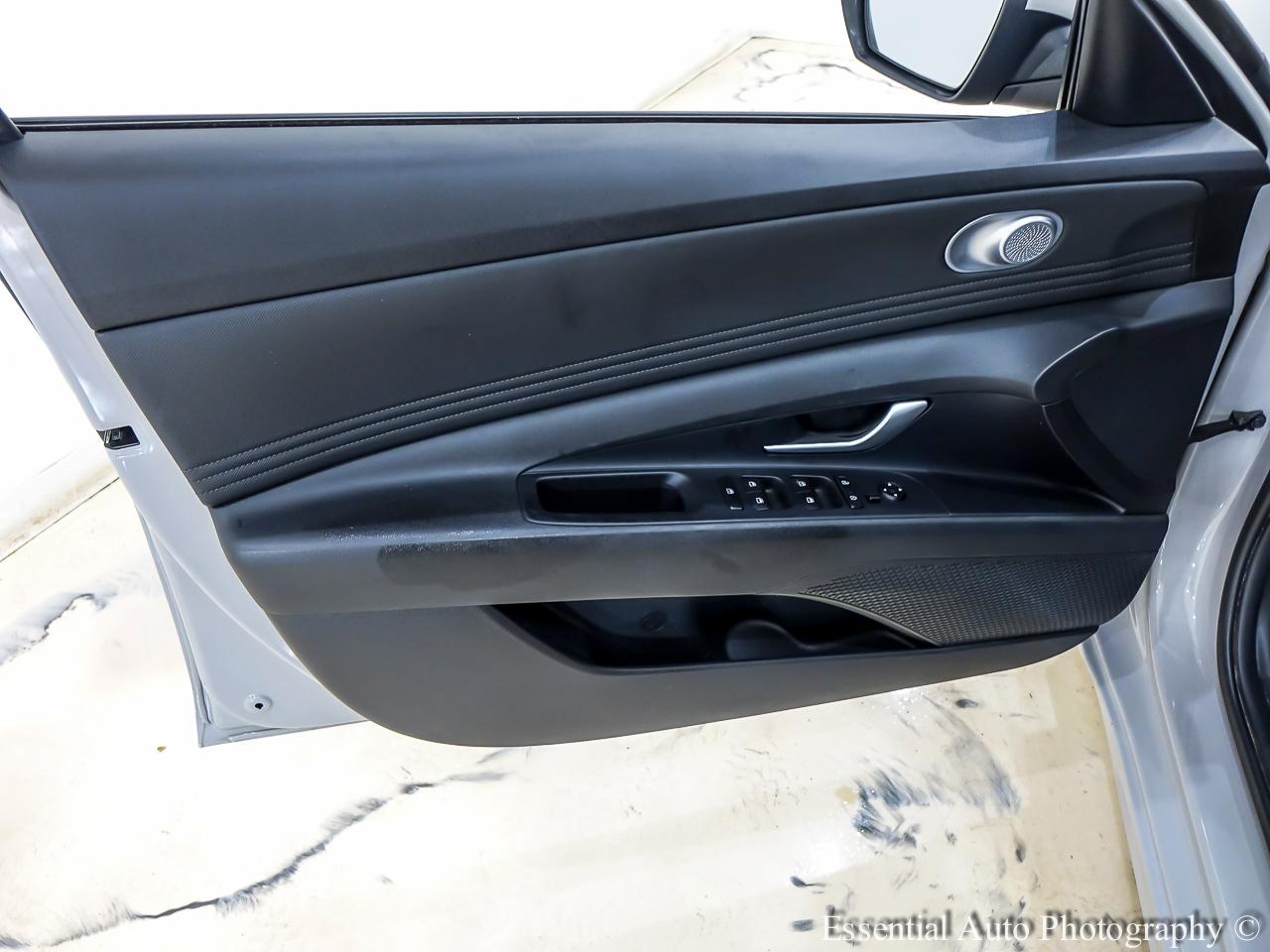 Hyundai Elantra SEL 2022