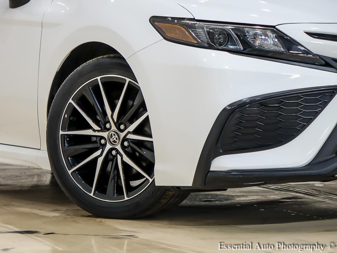 Toyota Camry SE AWD 2023