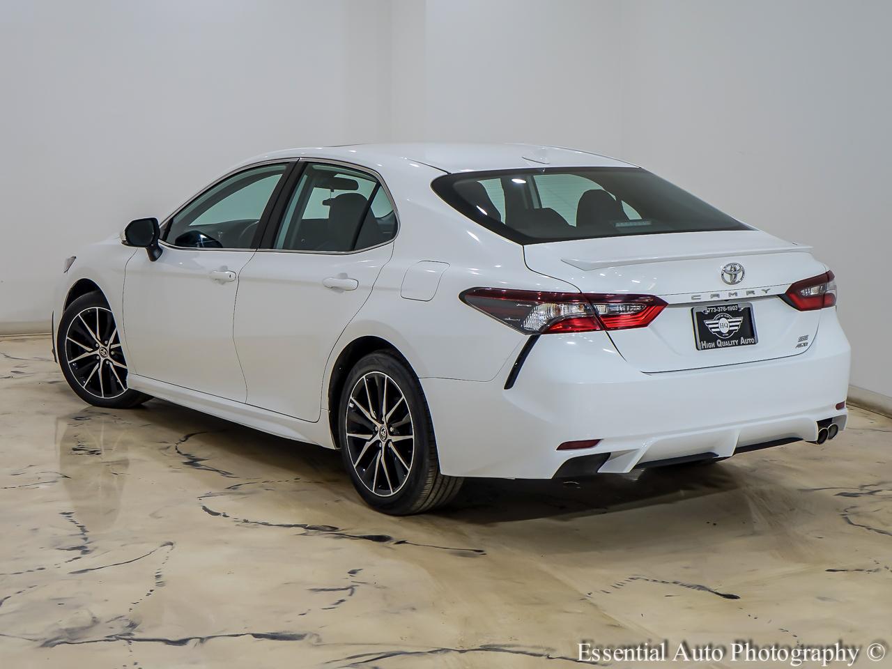 Toyota Camry SE AWD 2023
