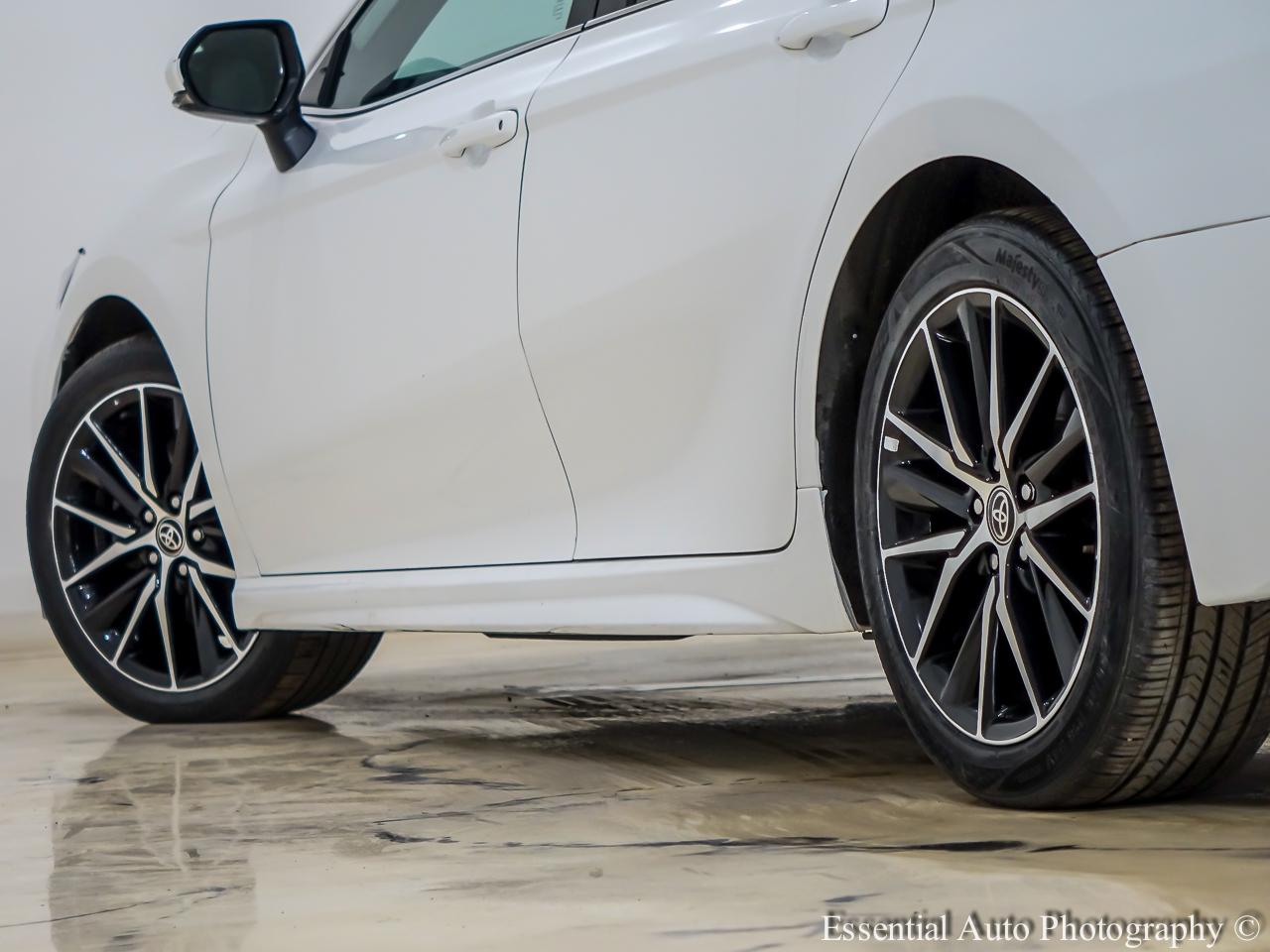 Toyota Camry SE AWD 2023
