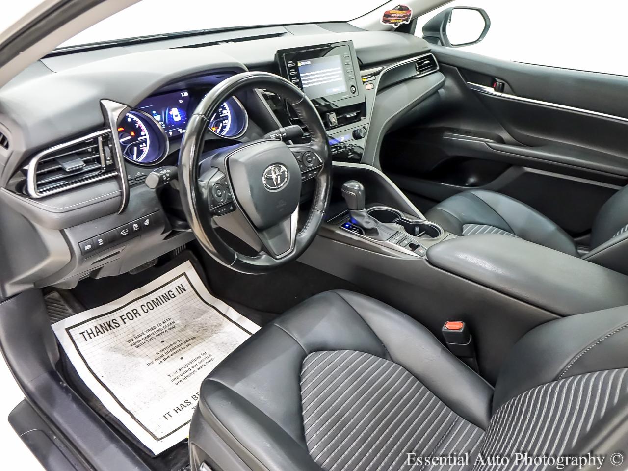Toyota Camry SE AWD 2023