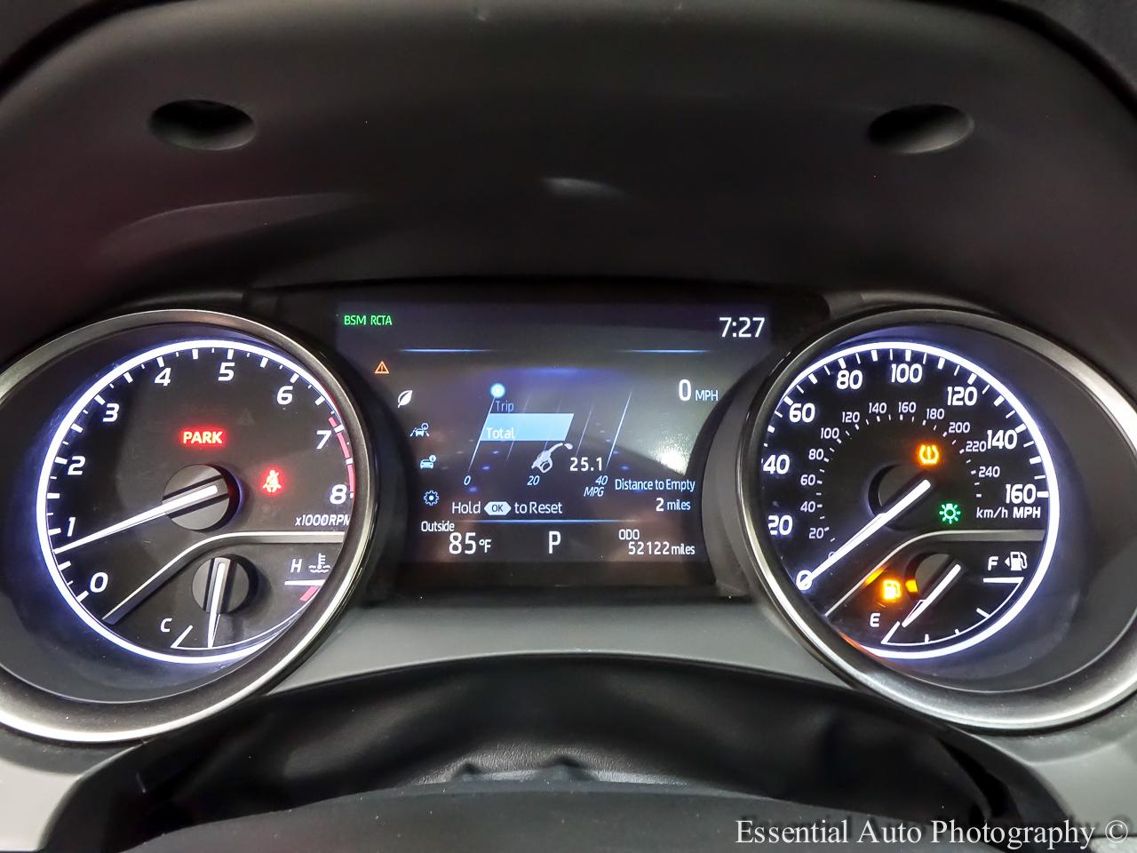 Toyota Camry SE AWD 2023