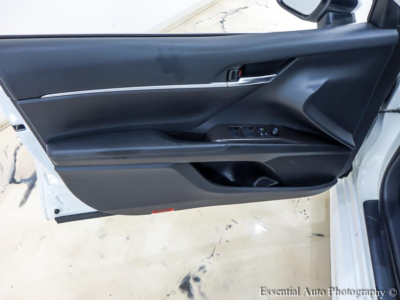 Toyota Camry SE AWD 2023