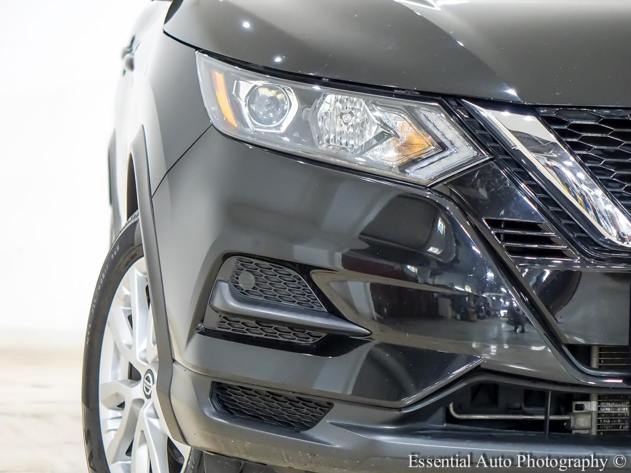 Nissan Rogue Sport S 2022